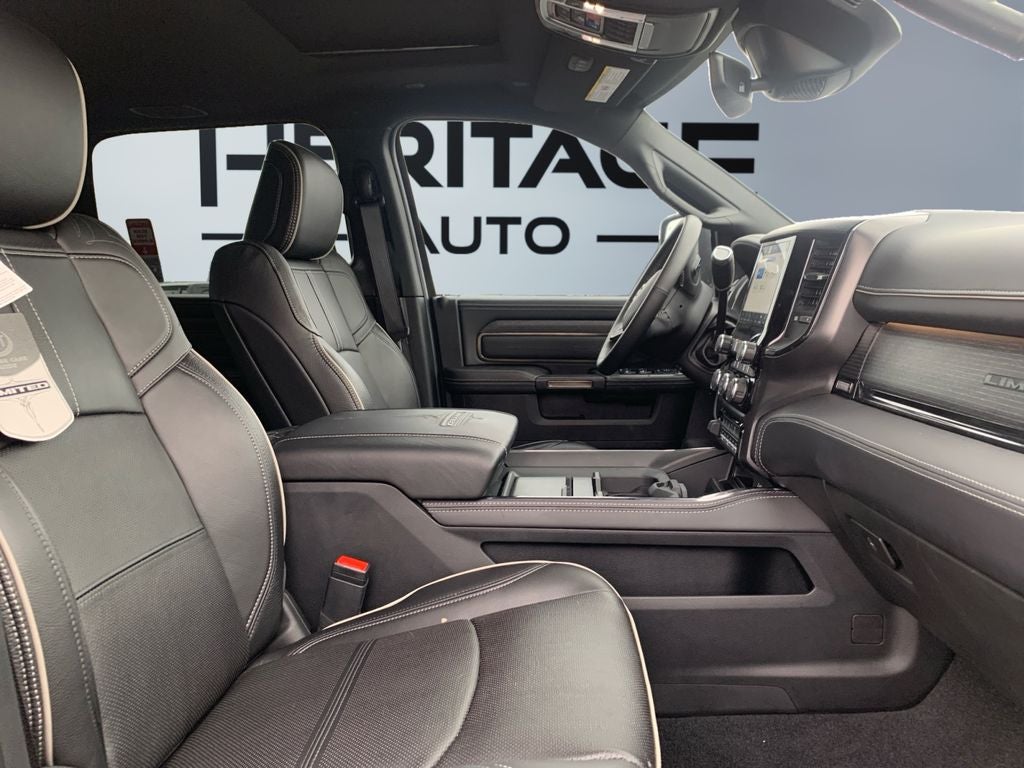 2023 RAM 3500 Limited Crew Cab 4x4 6'4' Box