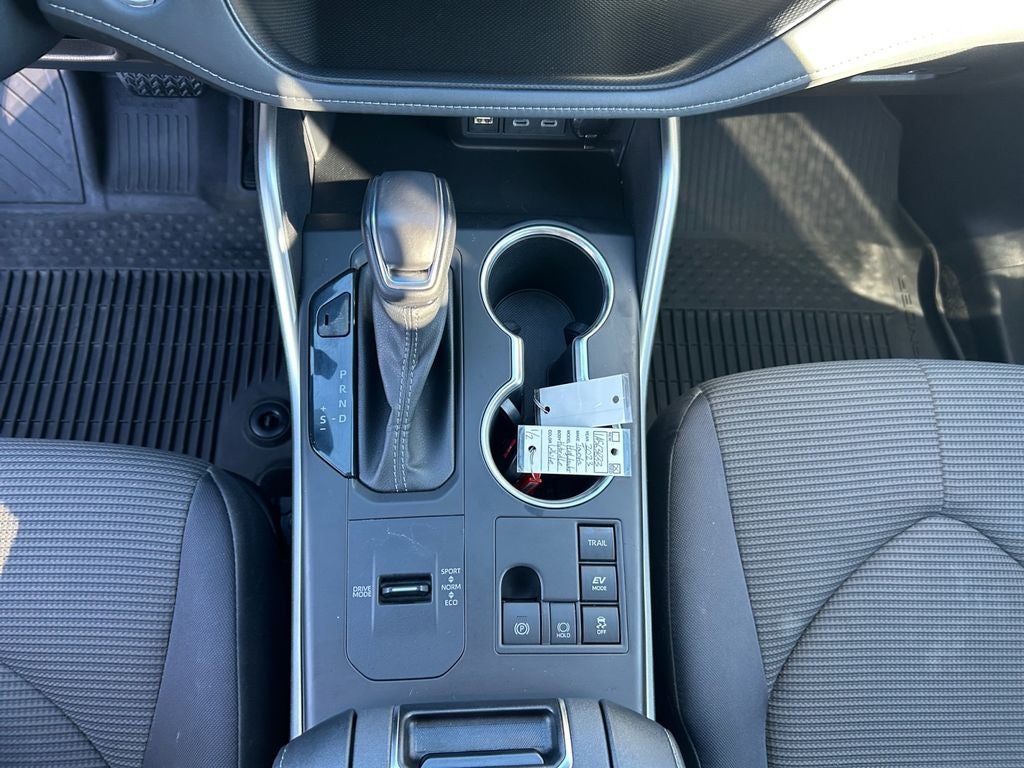 2023 Toyota Highlander Hybrid LE