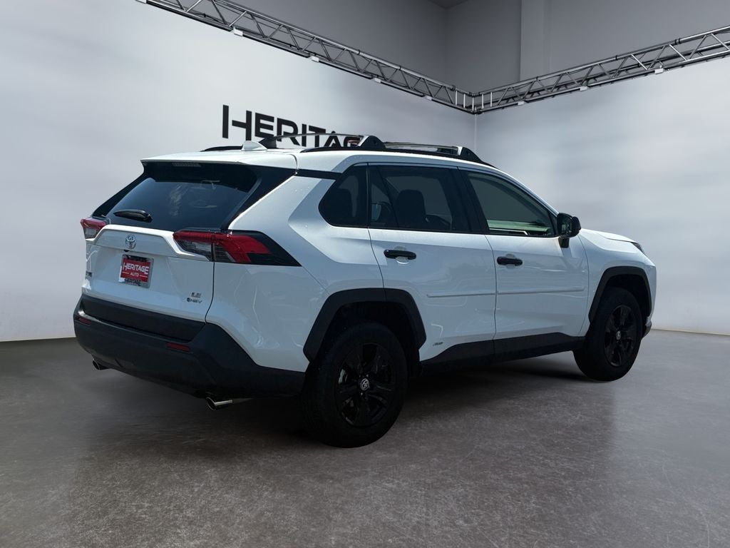 2025 Toyota RAV4 Hybrid LE
