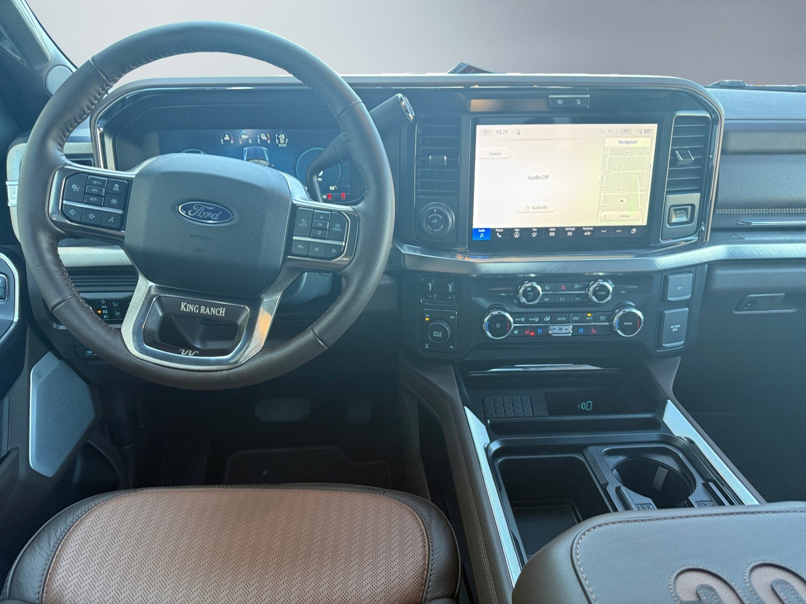 2027 Ford F-350 LARIAT