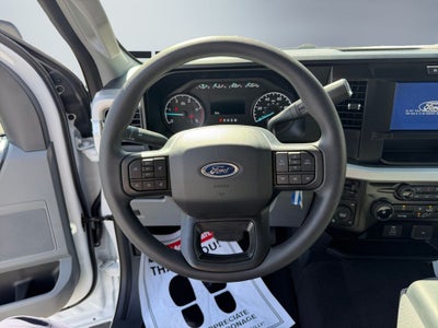 2026 Ford F-350 XL 4WD Crew Cab 8' Box