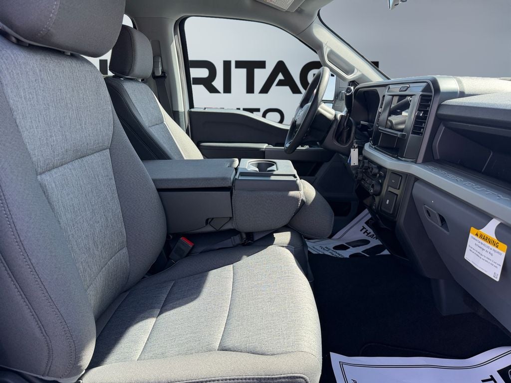 2026 Ford F-350 XL 4WD Crew Cab 8' Box