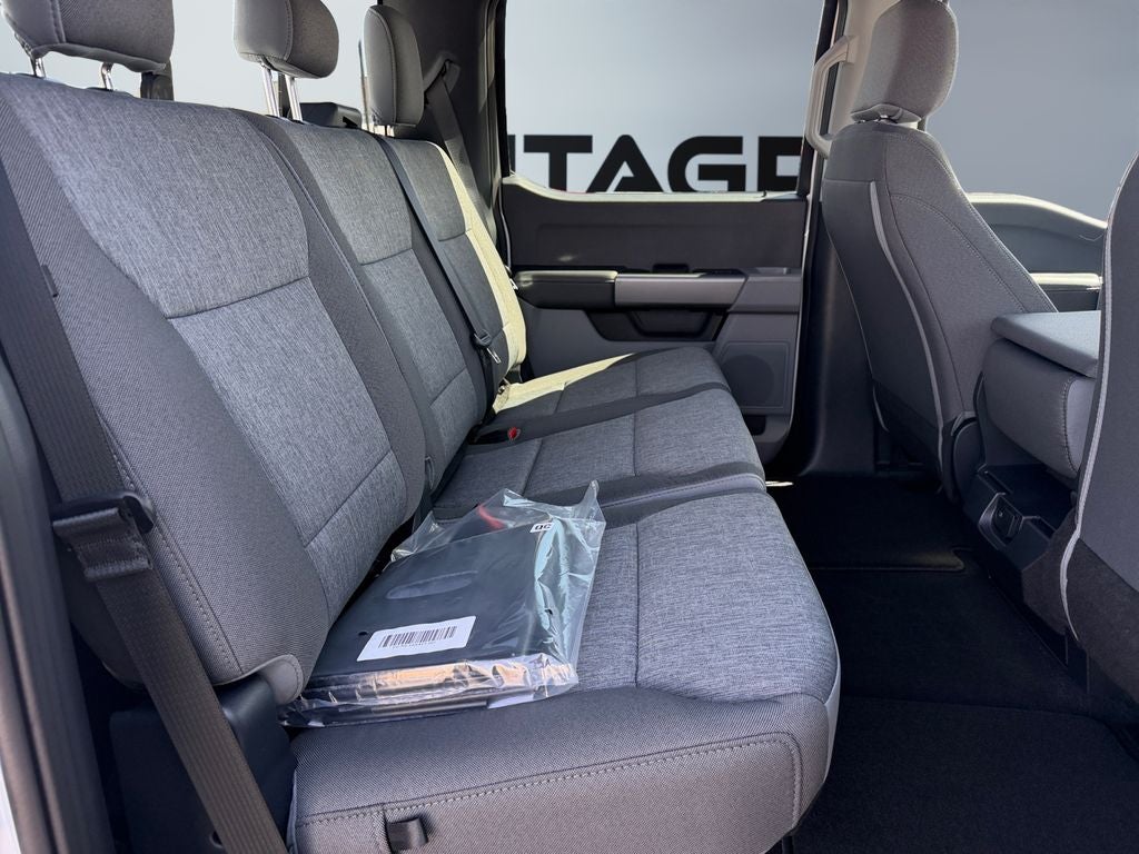 2026 Ford F-350 XL 4WD Crew Cab 8' Box