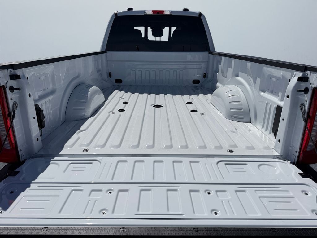2026 Ford F-350 XL 4WD Crew Cab 8' Box