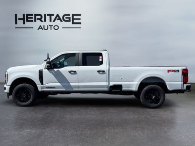2026 Ford F-350 XL 4WD Crew Cab 8' Box