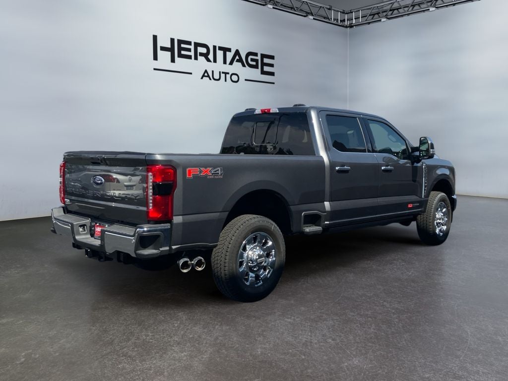 2026 Ford F-350 LARIAT