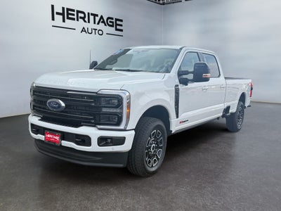 2026 Ford F-350 Platinum 4WD Crew Cab 8' Box