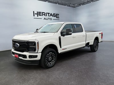 2026 Ford F-350 Platinum 4WD Crew Cab 8' Box