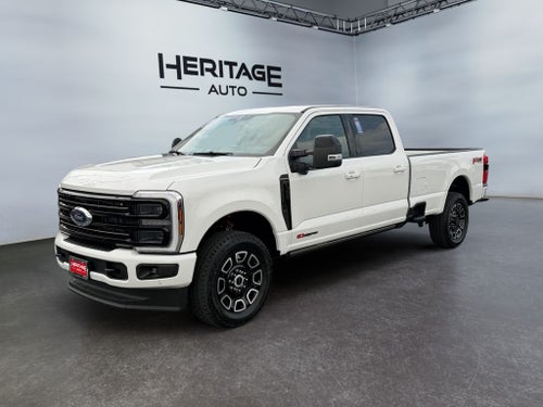 2026 Ford F-350 Platinum 4WD Crew Cab 8' Box