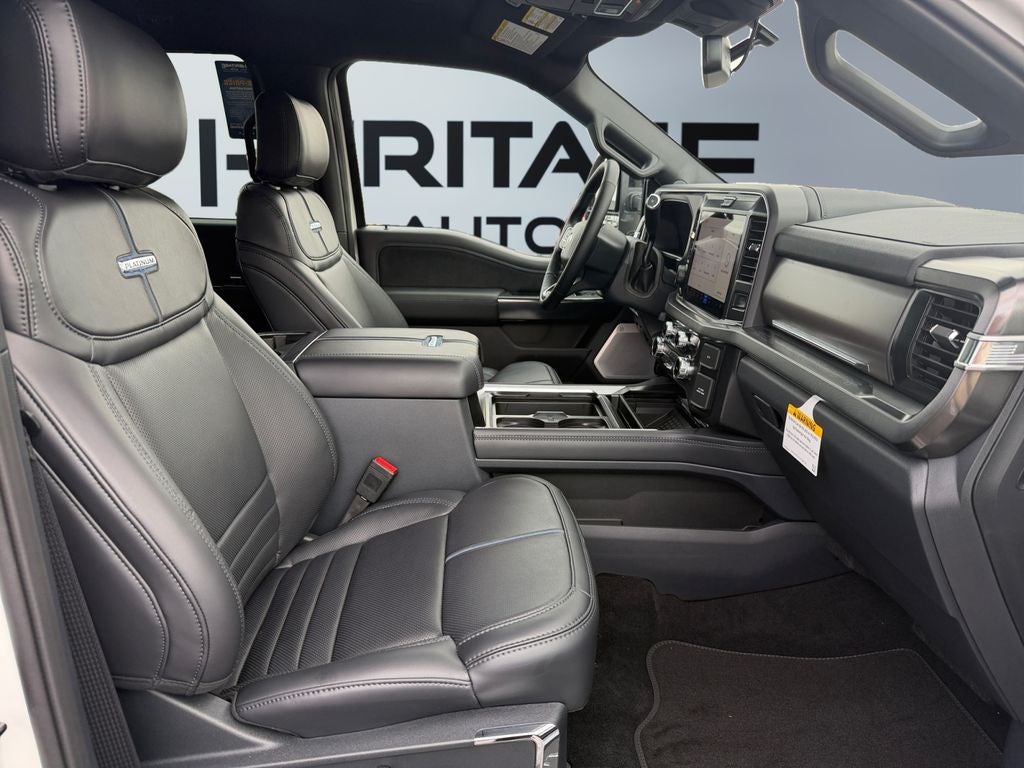 2026 Ford F-350 Platinum 4WD Crew Cab 8' Box