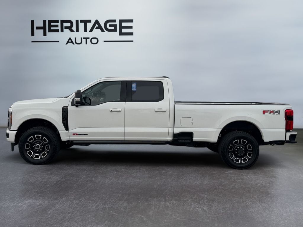 2026 Ford F-350 Platinum 4WD Crew Cab 8' Box