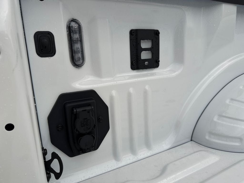 2026 Ford F-350 Platinum 4WD Crew Cab 8' Box
