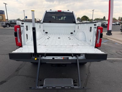 2026 Ford F-350 Platinum 4WD Crew Cab 8' Box
