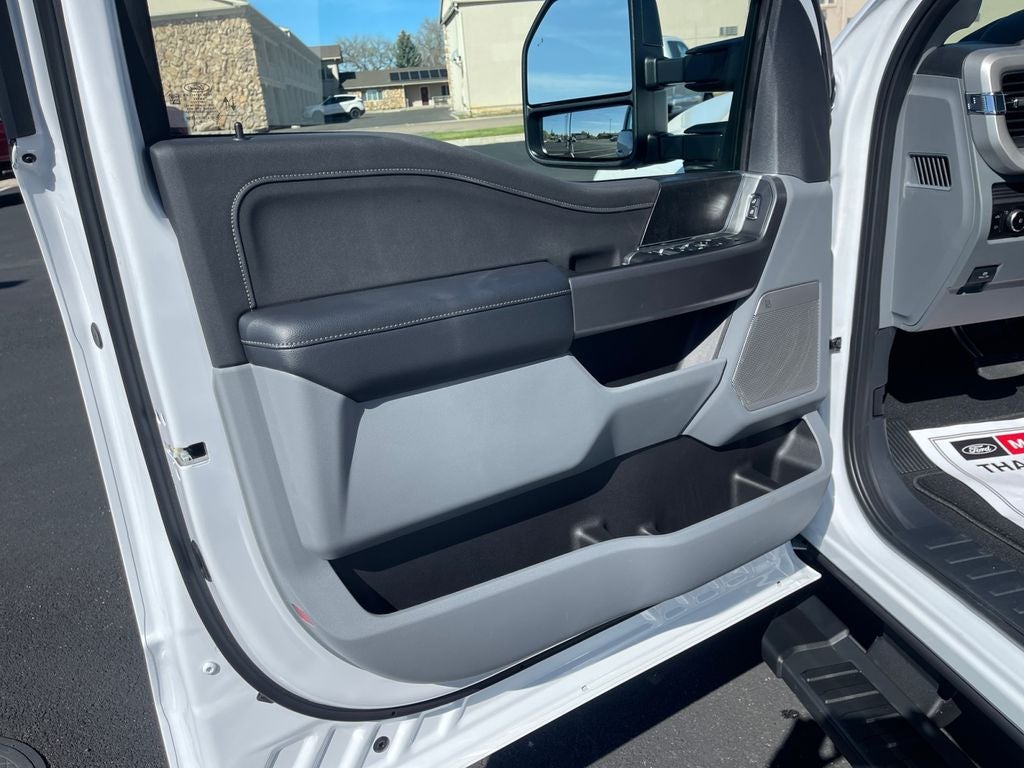 2026 Ford F-350 XLT