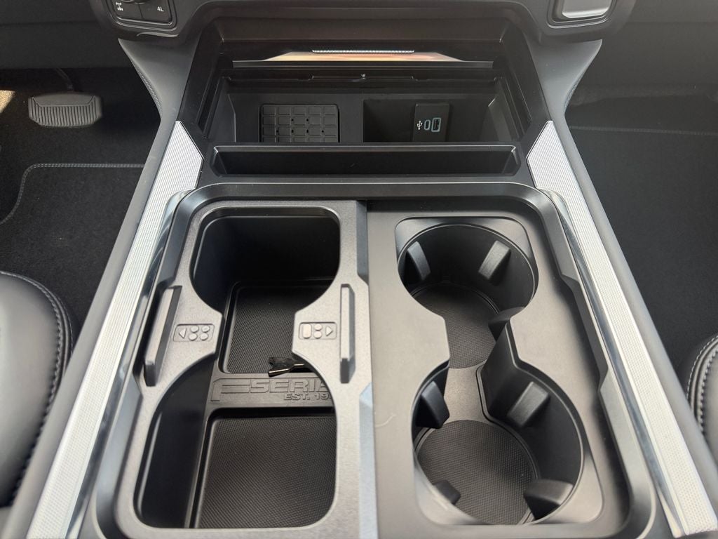 2026 Ford F-350 Platinum 4WD Crew Cab 8' Box