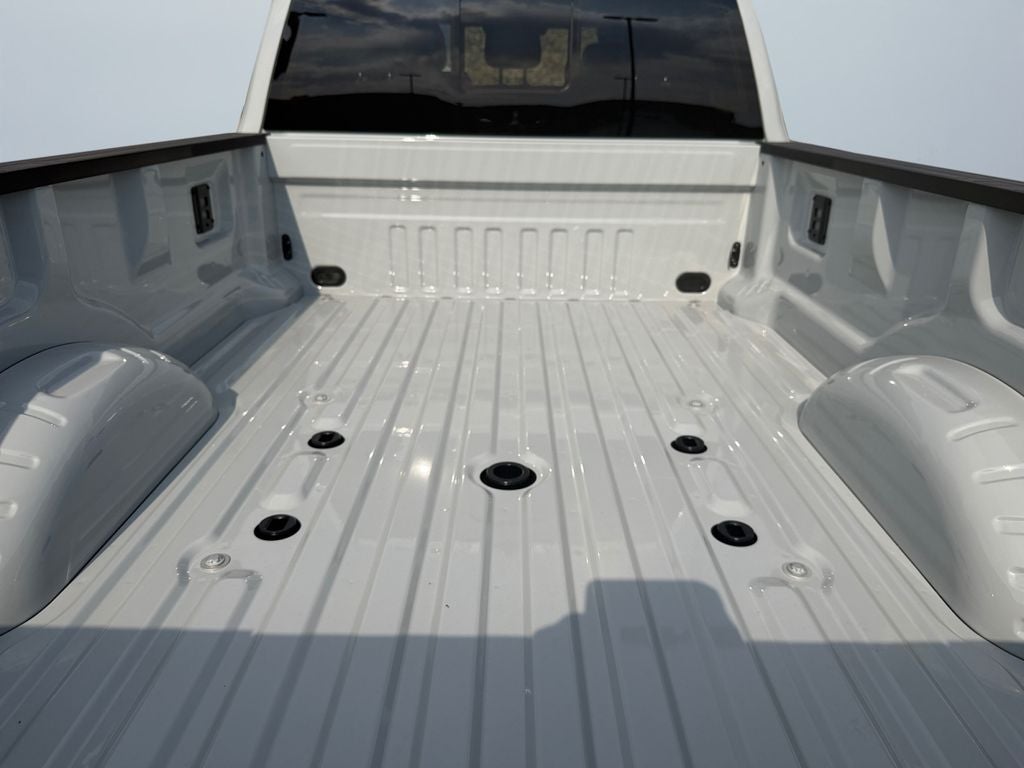 2026 Ford F-350 Platinum 4WD Crew Cab 8' Box