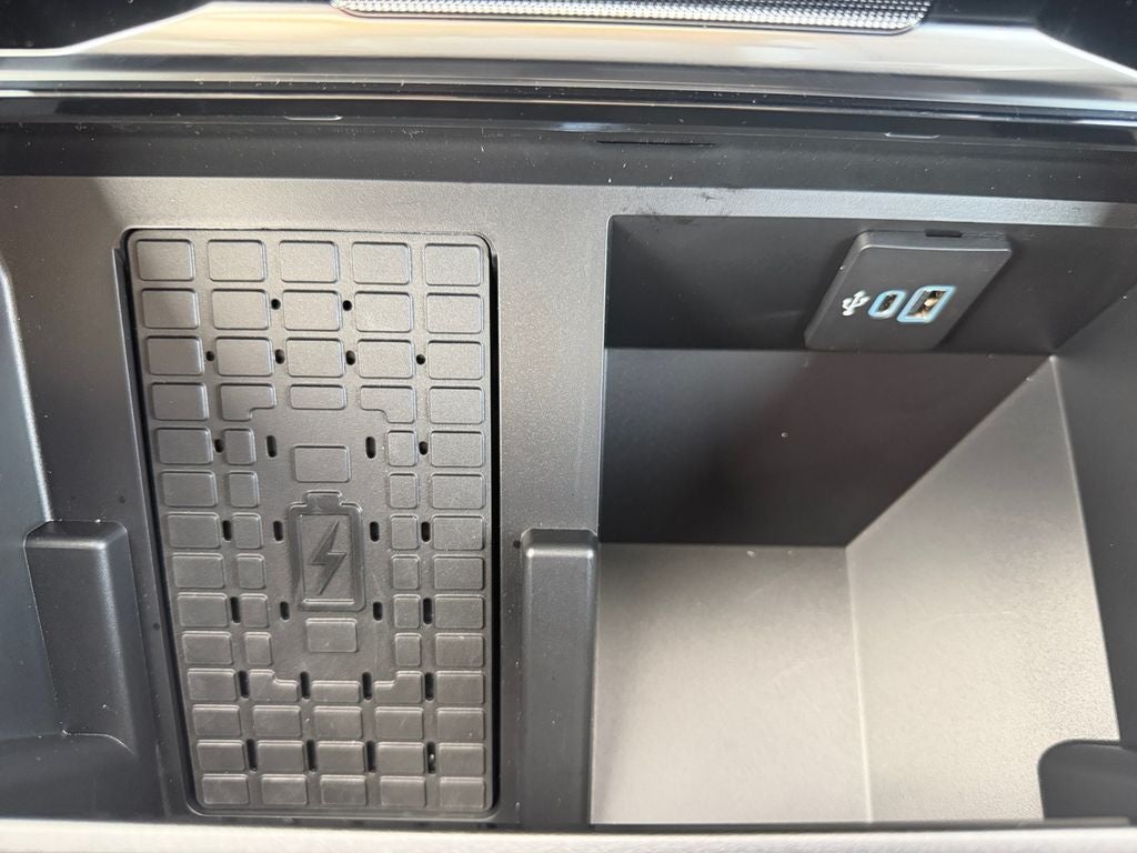 2026 Ford F-350 Platinum 4WD Crew Cab 8' Box