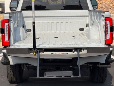 2026 Ford F-350 Platinum 4WD Crew Cab 8' Box