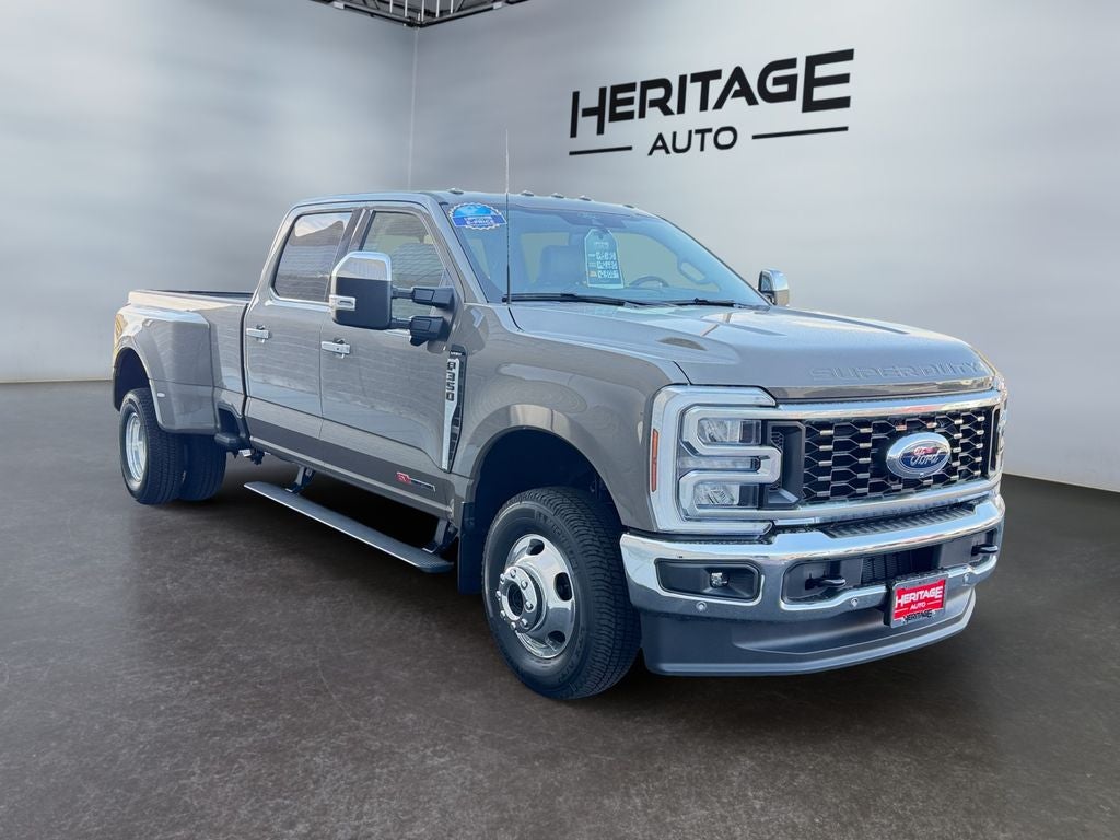 2026 Ford F-350 LARIAT