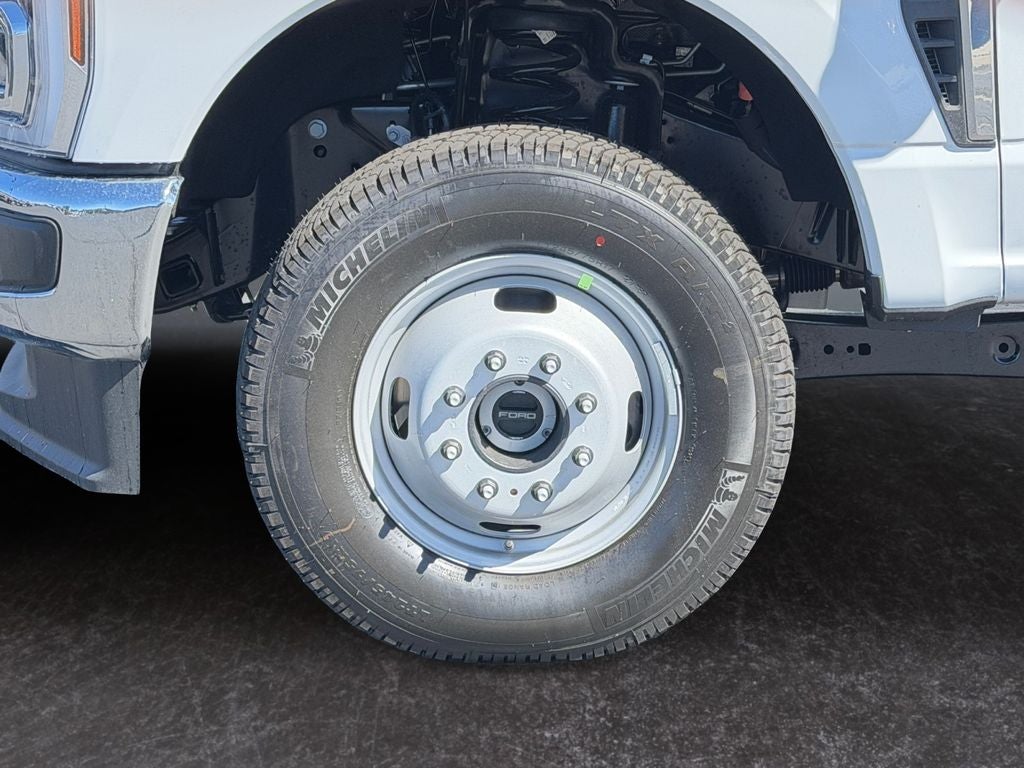 2026 Ford F-350 XLT