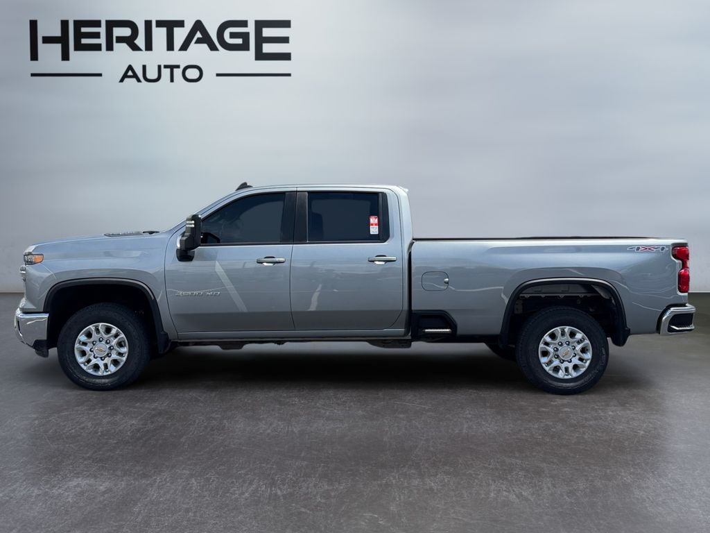 2025 Chevrolet Silverado LT