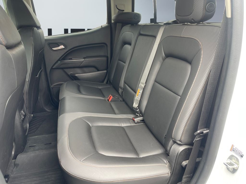 2022 GMC Canyon 4WD AT4 w/Leather