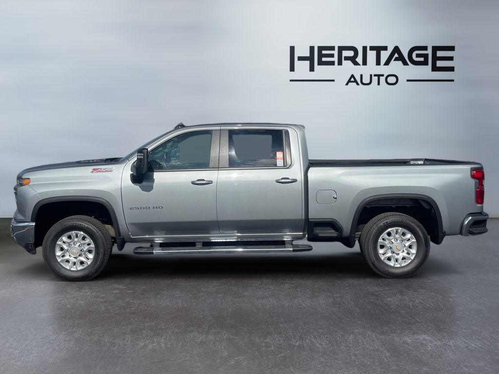 2025 Chevrolet Silverado LT