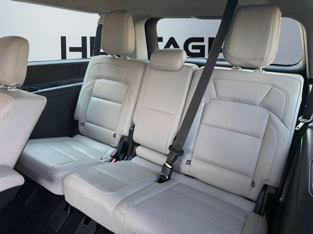 2025 Lincoln Navigator L Reserve