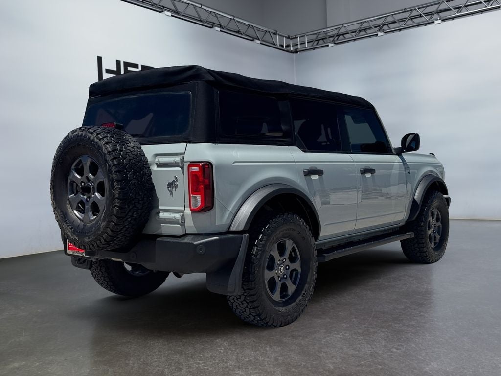 2022 Ford Bronco Base