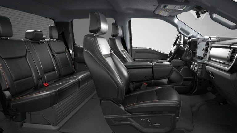 2026 Ford Super Duty F-350® Lariat®